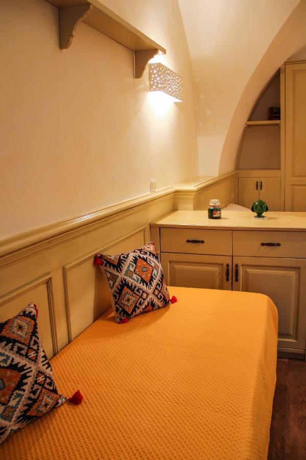 Al Civico 4 Bed & Breakfast Молфета Екстериор снимка